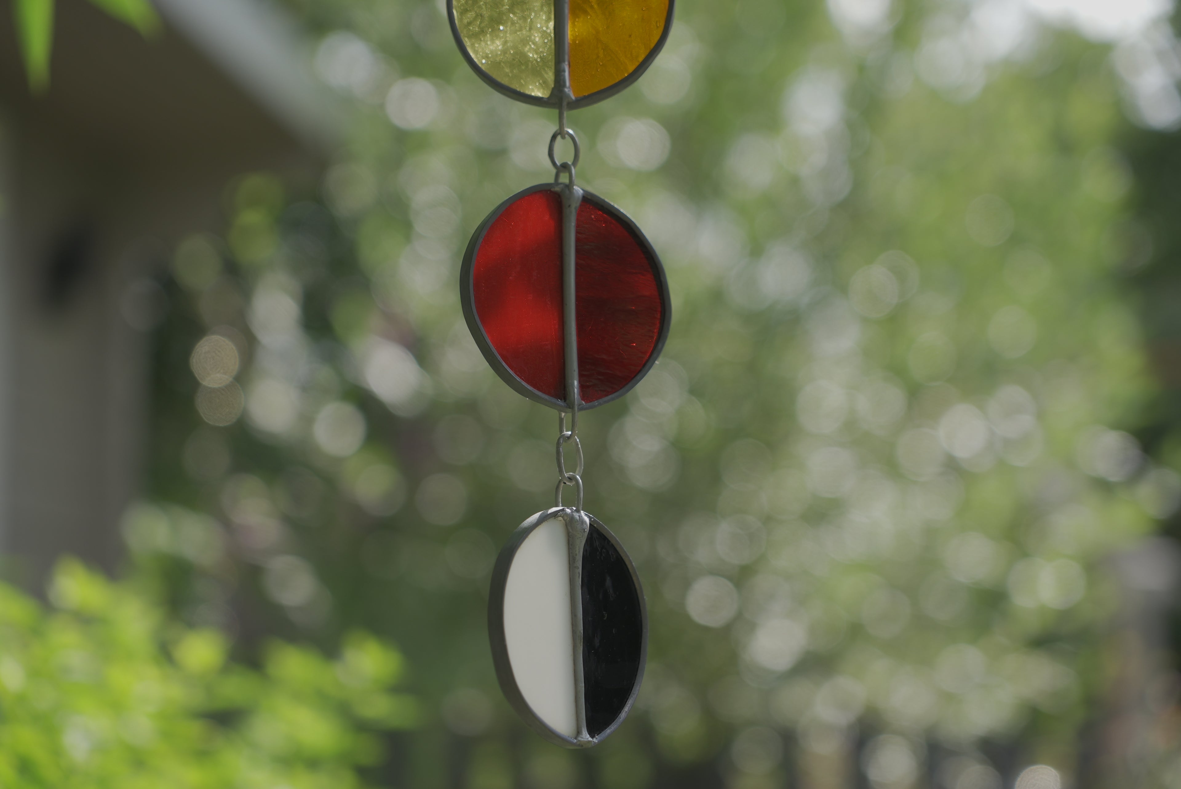 Halfcircle Suncatcher Blue/Yellow/Red/B&W